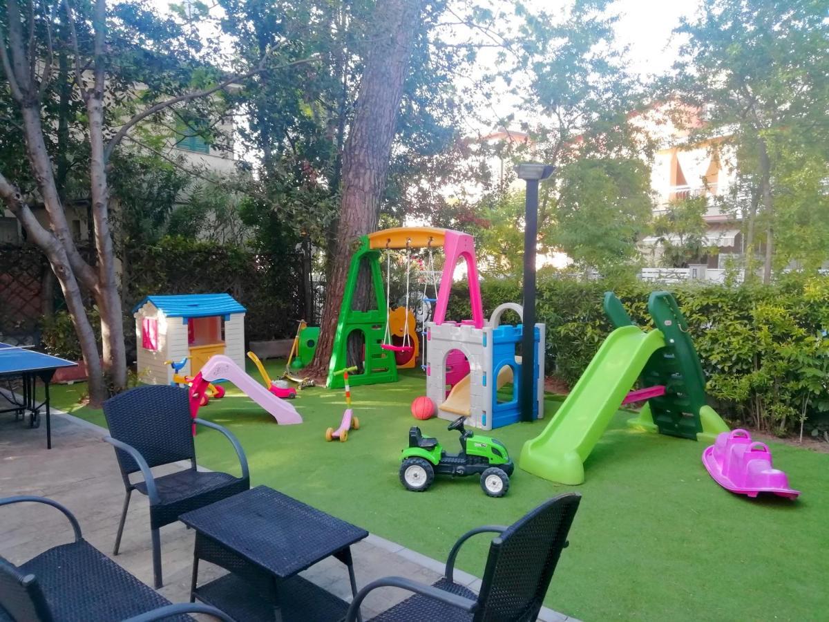 Hotel Rita Cervia Exterior foto